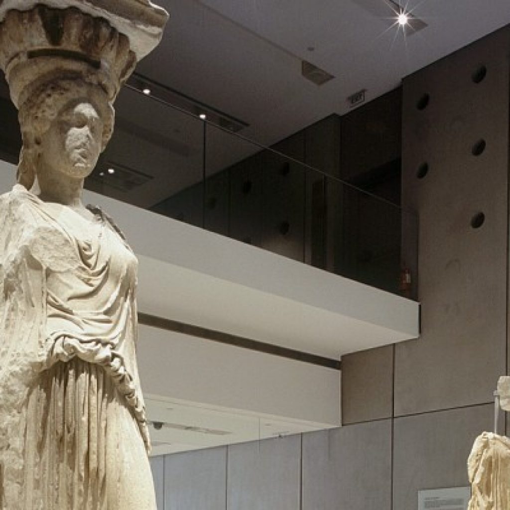 Discover Classical Athens_karyatides_Acropolis_museum