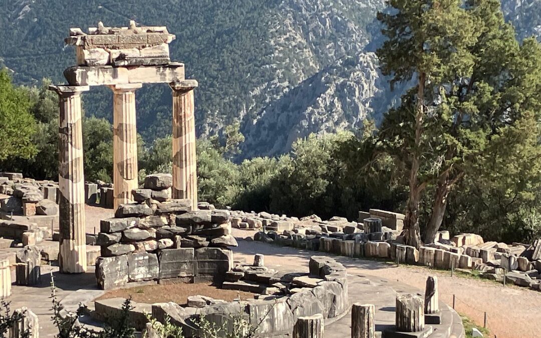 Private Tour of Delphi & Thermopylae from Athens